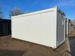 Modulo sanitario 6×2,44 m con 5 servizi igienici