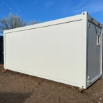 Modulo sanitario 6×2,44 m con 5 servizi igienici