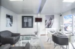 Casa modulare prefabbricata realizzata con container per spedizioni. - immagine 3